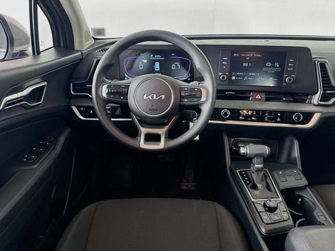 Certified 2025 Kia Sportage LX AWD/4WD image 22