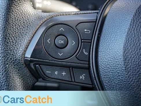 Used 2023 Toyota Corolla LE image 33