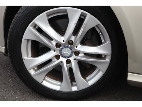 Used 2011 Mercedes-Benz E 350 Sedan image 16