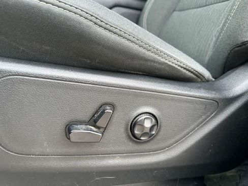 Used 2021 RAM 1500 Big Horn AWD/4WD image 10