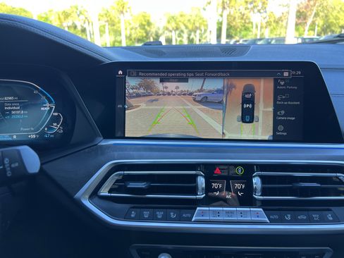 Used 2021 BMW X5 xDrive45e w/ M Sport Package image 25