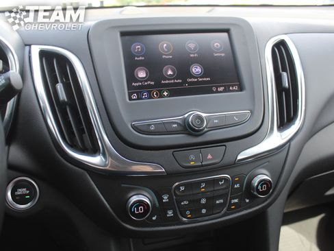Certified 2024 Chevrolet Equinox LT w/ LPO, Floor Liner Package FWD image 15