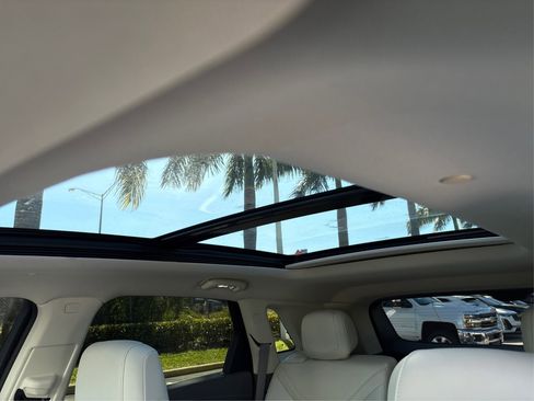 Certified 2024 Cadillac XT5 Premium Luxury image 32