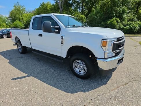 Used 2020 Ford F250 XL w/ XL Value Package AWD/4WD image 5