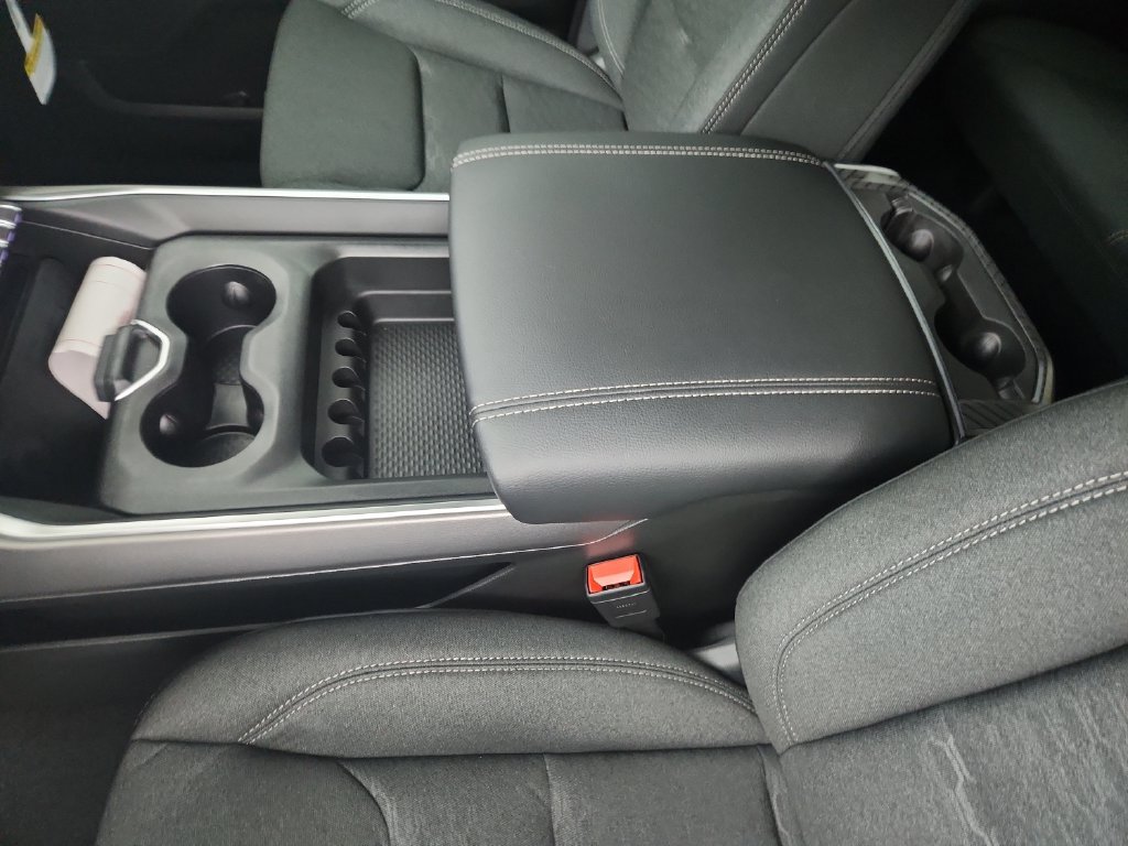 New 2027 RAM 1500 Express AWD/4WD image 29