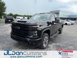 Used 2024 Chevrolet Silverado 2500 Custom w/ Custom Value Package AWD/4WD video 1