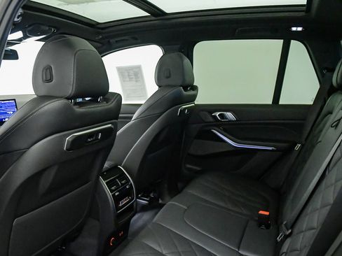 Certified 2024 BMW X5 xDrive50e w/ M Sport Package AWD/4WD image 19