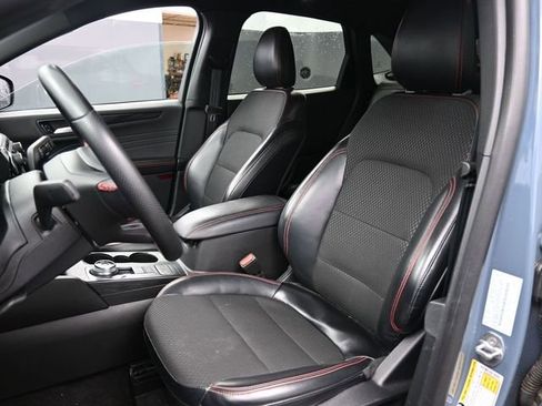 Used 2025 Ford Escape ST-Line image 19