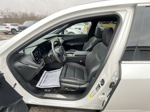 Used 2024 Lexus RX 350 350 Luxury w/ Convenience Package image 11