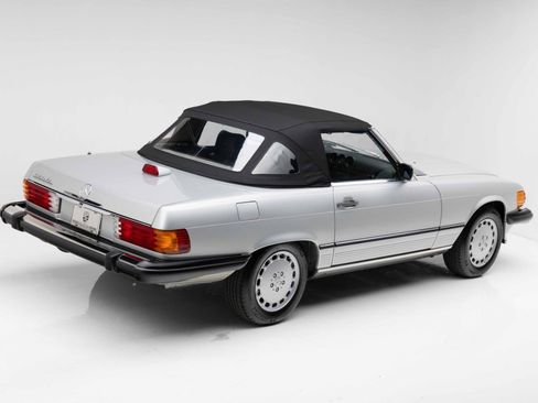 Used 1987 Mercedes-Benz 560 SL image 19