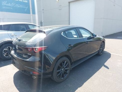 Used 2024 MAZDA MAZDA3 s FWD image 3