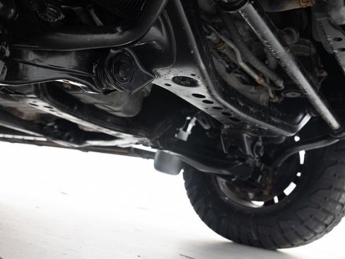 Used 2015 Toyota Tundra SR5 w/ SR5 Upgrade Package image 24