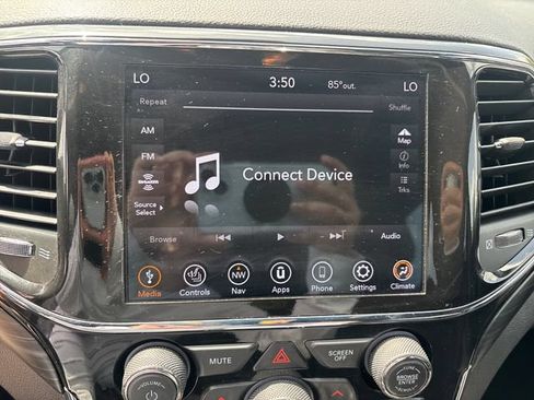 Used 2021 Jeep Grand Cherokee Freedom Edition RWD image 21