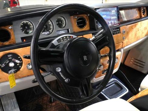 Used 2004 Rolls-Royce Phantom Sedan image 16