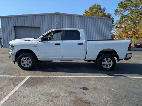 New 2026 RAM 2500 Big Horn AWD/4WD image 6