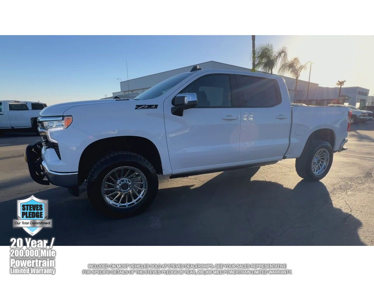 Used 2024 Chevrolet Silverado 1500 LT AWD/4WD image 8
