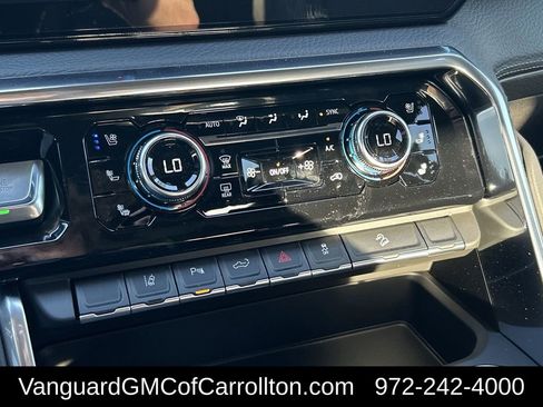 New 2026 GMC Sierra 2500 Denali w/ Denali Reserve Package image 18