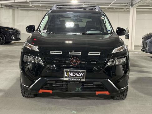 Used 2025 Nissan Rogue SV w/ Rock Creek Premium Package AWD/4WD image 8