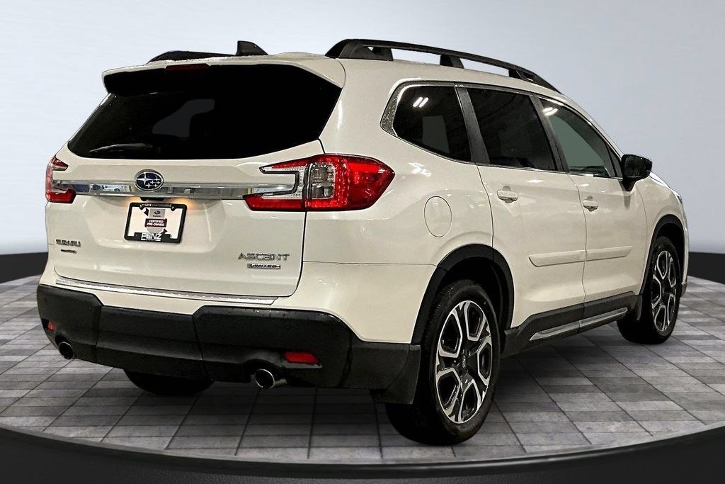 Used 2024 Subaru Ascent Limited AWD/4WD image 6