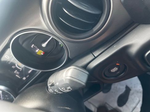 Used 2024 Jeep Wrangler Unlimited Rubicon 4xe image 23