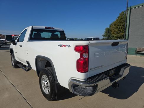 Used 2022 Chevrolet Silverado 2500 W/T w/ WT Fleet Convenience Package AWD/4WD image 3