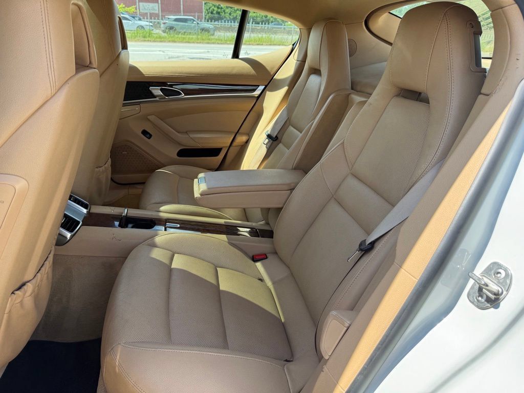 Used 2010 Porsche Panamera 4S AWD/4WD image 20
