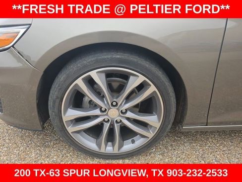 Used 2020 Chevrolet Malibu LT FWD image 5