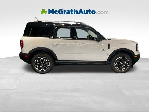 New 2025 Ford Bronco Sport Outer Banks w/ Outer Banks Tech Package+ image 2