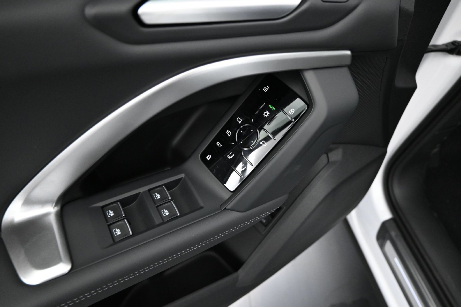 New 2026 Audi Q5 Premium AWD/4WD image 6