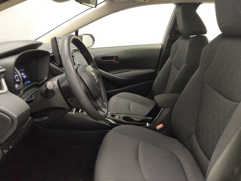 Used 2022 Toyota Corolla LE FWD image 17