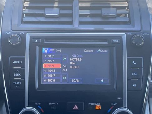 Used 2013 Toyota Camry XLE FWD image 16