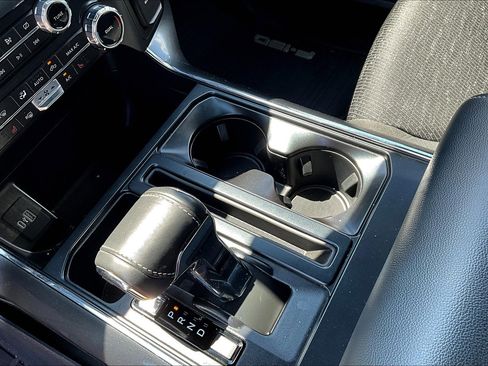 Used 2022 Ford F150 XLT w/ Equipment Group 302A High image 15