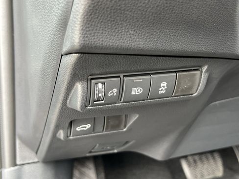 New 2026 Toyota Corolla Cross XLE image 23