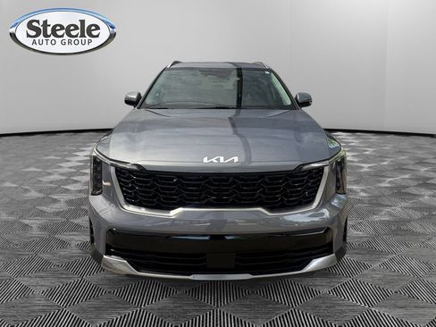 Used 2025 Kia Sorento S AWD/4WD image 8