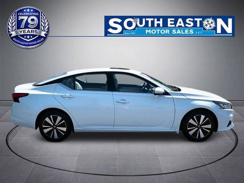Used 2020 Nissan Altima 2.5 SV FWD image 8