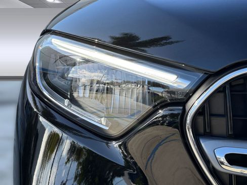 New 2026 Mercedes-Benz GLC 300 image 8