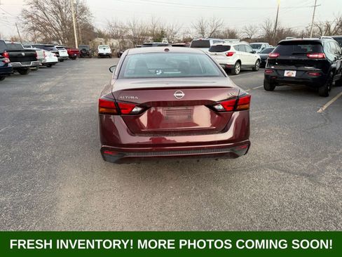Used 2024 Nissan Altima 2.5 SV image 5