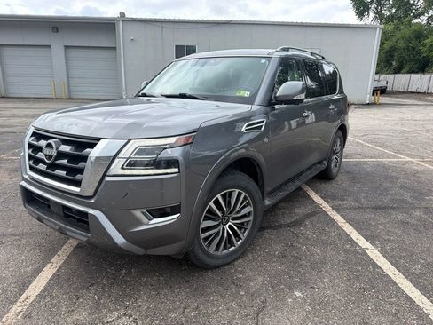 Used 2021 Nissan Armada SL w/ Captain's Chairs Package AWD/4WD image 1