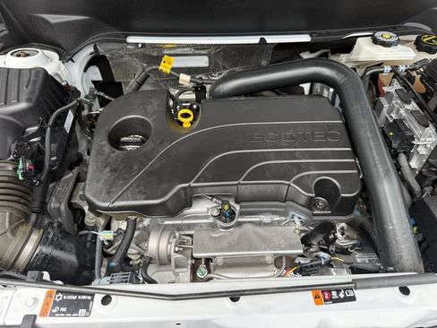 Used 2024 Chevrolet Equinox LT FWD image 33