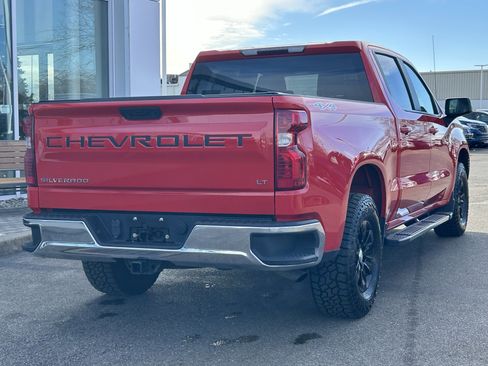 Used 2022 Chevrolet Silverado 1500 LT image 7