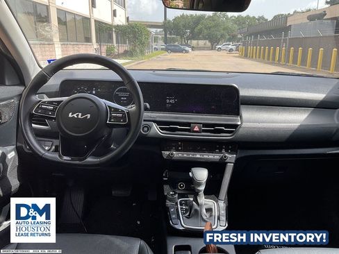 Used 2024 Kia Seltos SX AWD/4WD image 11