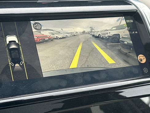 Used 2022 Land Rover Discovery Sport S R-Dynamic image 20