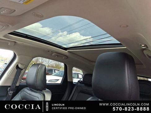 Certified 2024 Lincoln Corsair Reserve w/ Equipment Group 201A AWD/4WD image 14