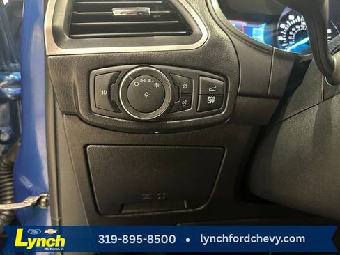 Used 2023 Ford Edge SEL w/ Convenience Package image 17