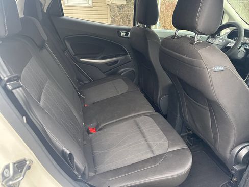Used 2018 Ford EcoSport SE image 17