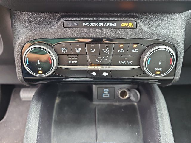 Used 2022 Ford Escape SE w/ Convenience Package FWD image 27