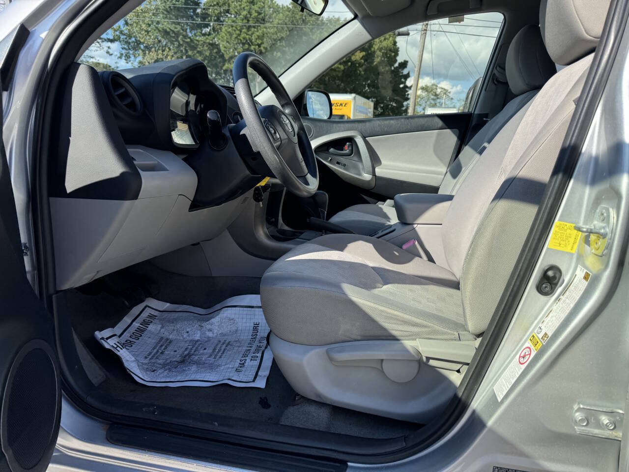 Used 2012 Toyota RAV4 FWD w/ Value Pkg image 16