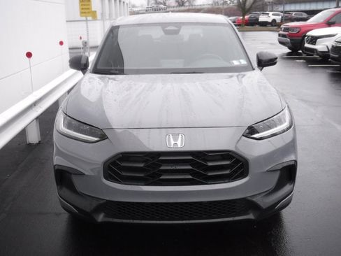 Used 2023 Honda HR-V Sport image 4