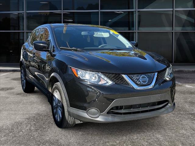 Used 2018 Nissan Rogue Sport S w/ S Appearance Package FWD image 1
