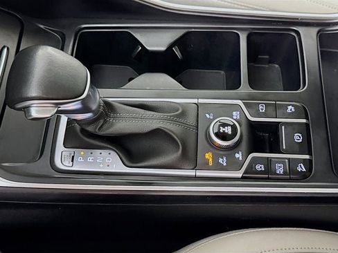 Certified 2023 Kia Sorento X-Line EX AWD/4WD image 17